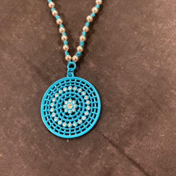 Blue and Silver Necklace by Jessica Simpson 💙 (N120) - Picture 2 of 3